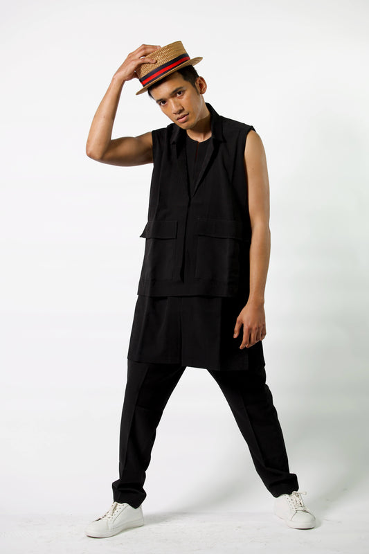 Black Sleeveless Stylish Senator Set