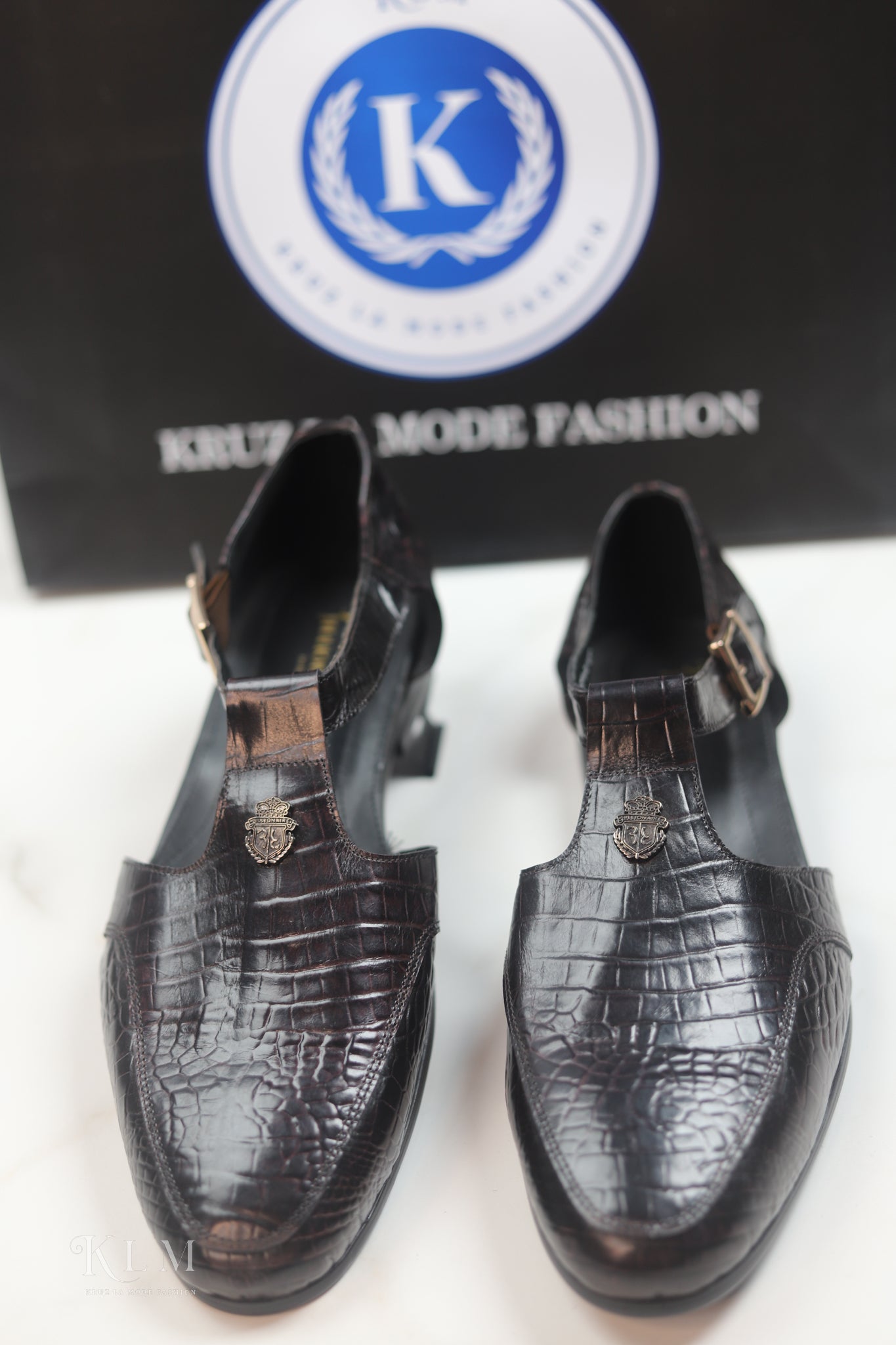 Stylish Dark Brown Crocodile Sandals Leather Shoes for Men