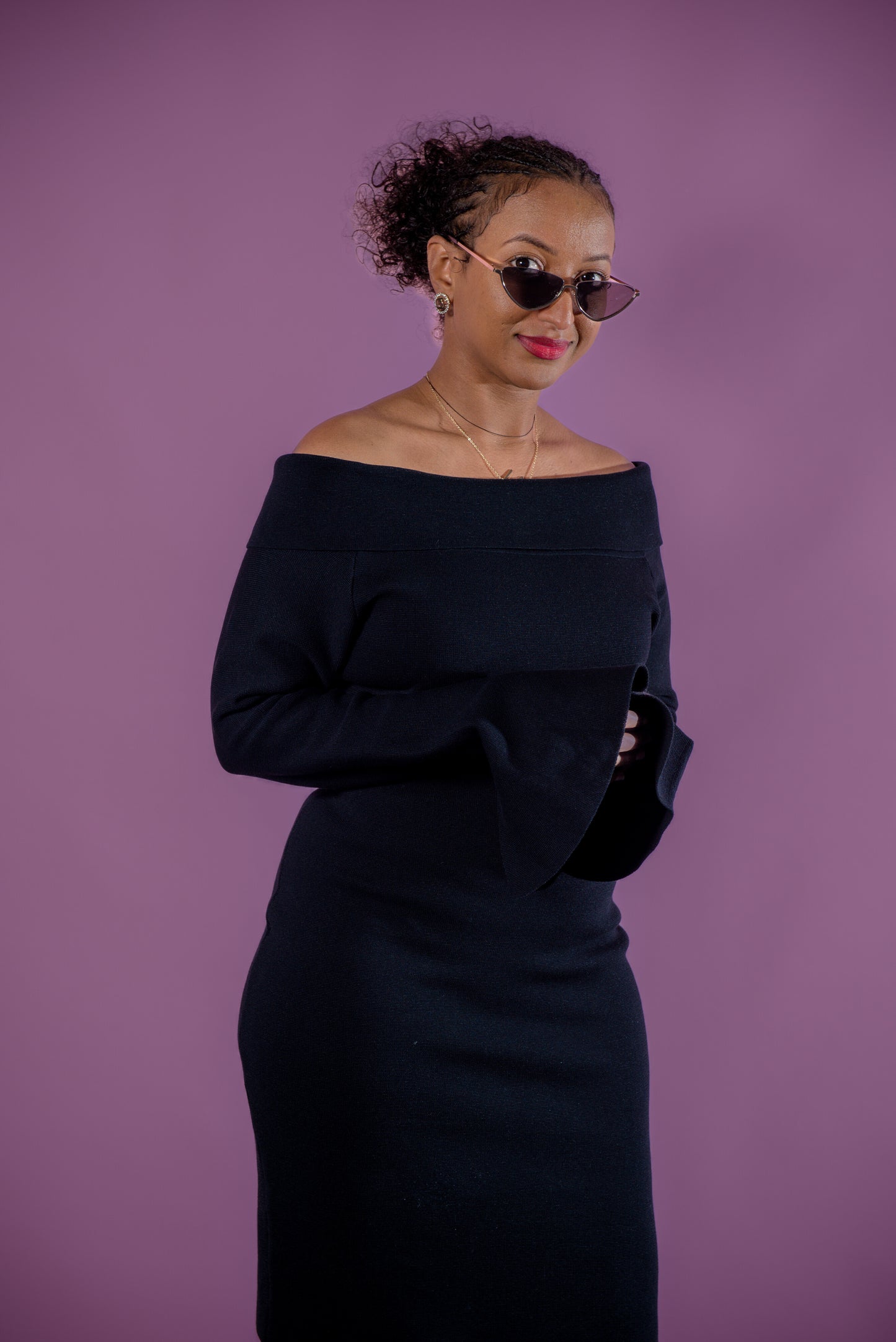 Round Shoulder Midi Dress