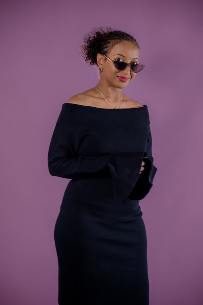 Round Shoulder Midi Dress